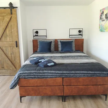 فندق مبيت وإفطار De Bodderie Nieuwland (Vijfheerenlanden)